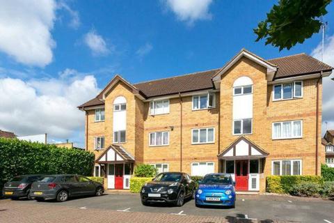 1 bedroom flat for sale, Rochester Court, Watford, WD25