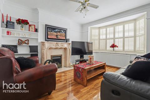 5 bedroom detached house for sale, Welland Road, Dogsthorpe
