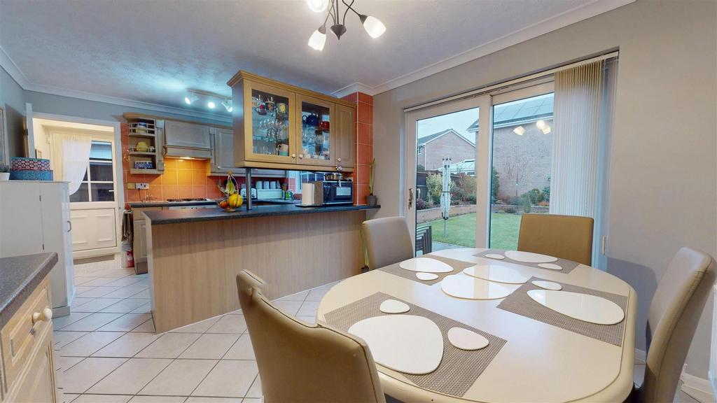Kitchen / Diner