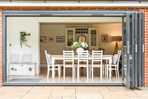 5 bedroom detached house to rent, Morrish Grove, Kintbury, Hungerford, Berkshire, RG17