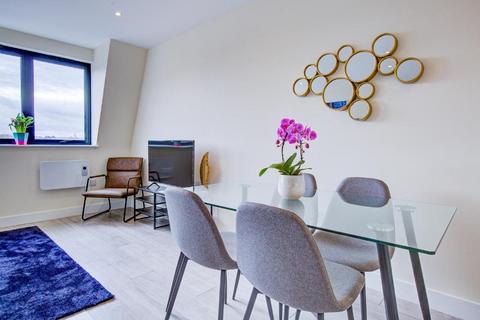 undefined, Cheam, Sutton – 2 Bed