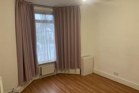 undefined, Riverhead, Sevenoaks, TN13