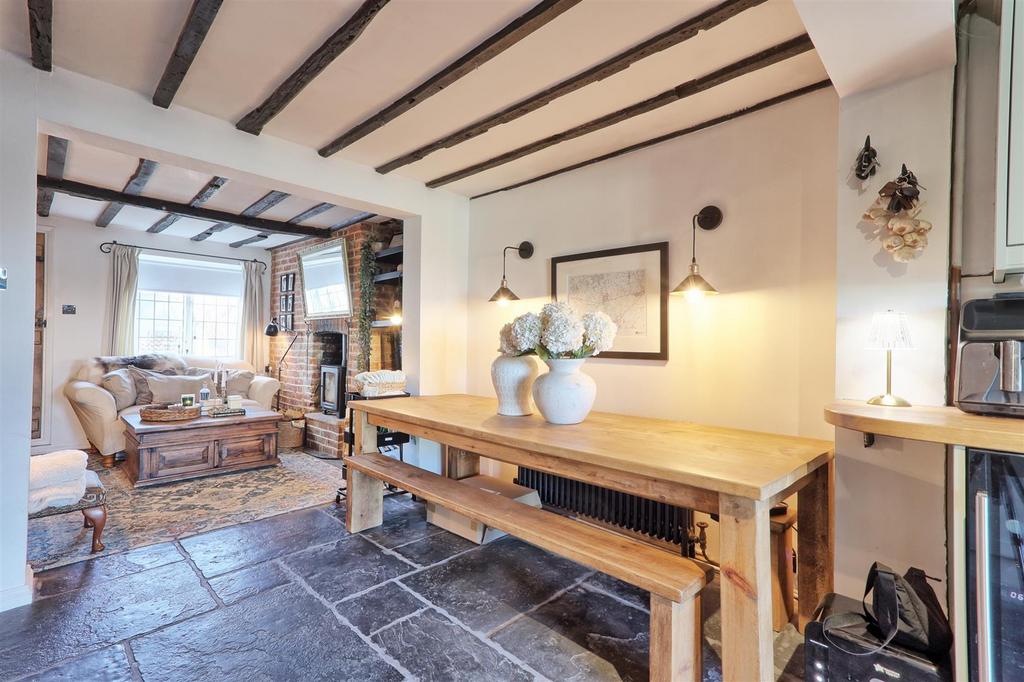 IMG 9732 3 4 easy HDR-interior3.jpg