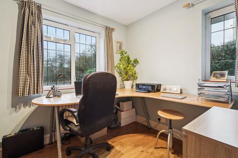 4 bedroom detached house for sale, Amersham Road, Beaconsfield HP9