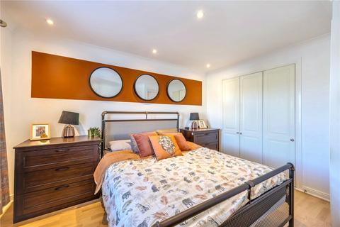 undefined, Sainford Crescent, Stirlingshire FK2