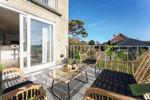 2 bedroom ground floor flat for sale, 4 Rushford Warren, Mudeford, Christchurch, BH23