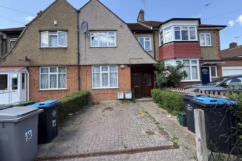 1 bedroom property to rent, Longfield Avenue, Wembley, HA9