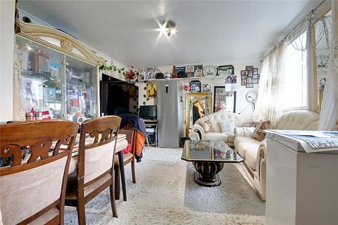 undefined, Bridle Close, Enfield, EN3