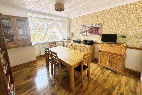 3 bedroom bungalow for sale, Newearth Road, Manchester M28