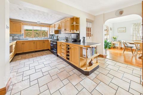 5 bedroom chalet for sale, Stubbs Green, Norwich NR14