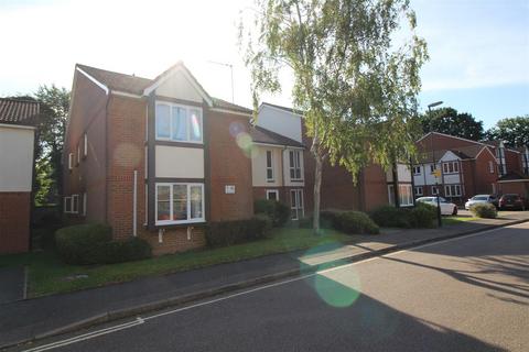 1 bedroom apartment to rent, Maunsell Park, Station Hill, Crawley, West Sussex. RH10 7AD