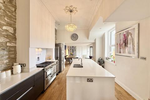 5 bedroom end of terrace house for sale, Hermitage Road, Plymouth PL3
