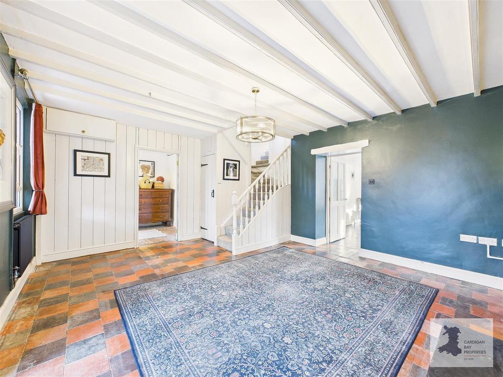 Main house lounge