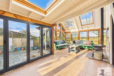 4 bedroom property with land for sale, Pontgarreg, Llandysul