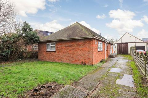 3 bedroom detached bungalow for sale, Narrow Lane, Histon, Cambridge