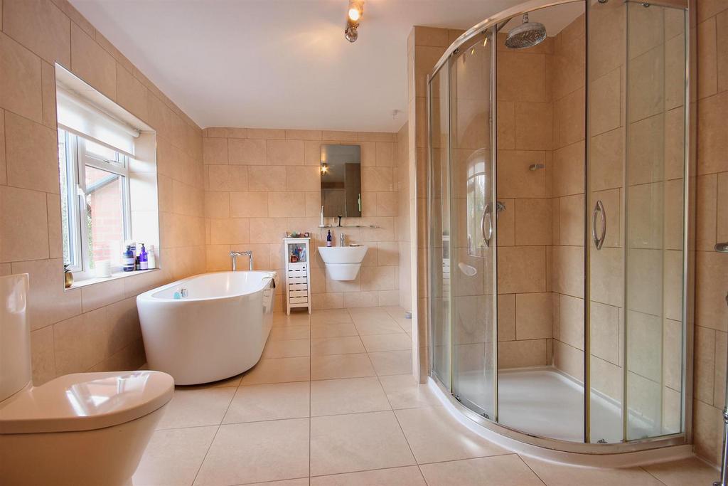 Bathroom/w.c.