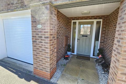 4 bedroom semi-detached house for sale, Eden Walk, Bingham
