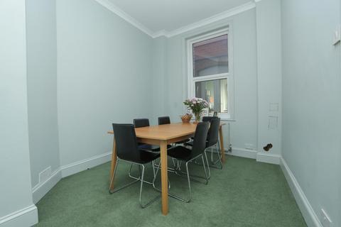 6 bedroom terraced house to rent, Chatham Street, Ramsgate, Kent, CT11
