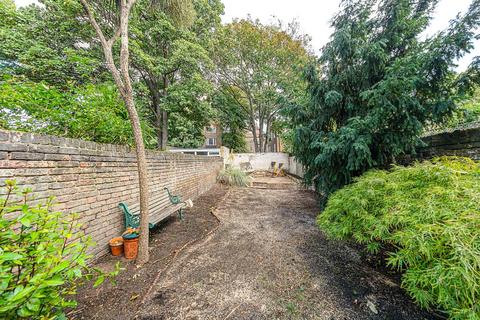 3 bedroom flat for sale, Killyon Road, SW8