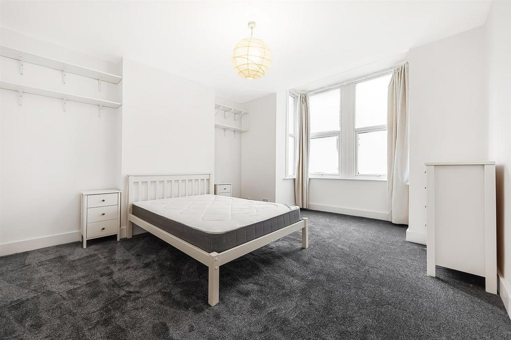 Principal bedroom (1)