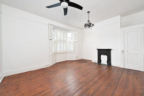 4 bedroom end of terrace house to rent, Sudeley Street, Brighton, East Sussex, BN2
