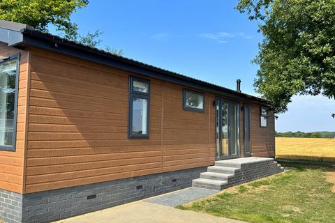 undefined, 93 Little Meadow Woodside Park, Luton LU1