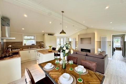 undefined, 93 Little Meadow Woodside Park, Luton LU1