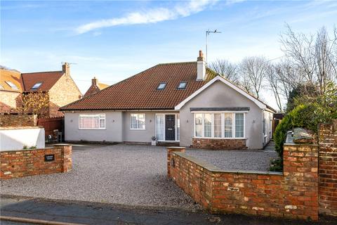 4 bedroom bungalow for sale, Driffield Road, Kilham, Driffield, East Riding of Yorkshi, YO25