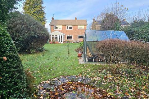 4 bedroom detached house for sale, Meriden Avenue, Stourbridge DY8