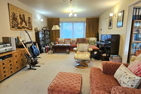 4 bedroom detached house for sale, Meriden Avenue, Stourbridge DY8