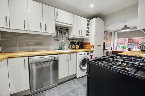 3 bedroom end of terrace house for sale, Hedgerow Drive, Southampton SO18