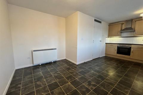 2 bedroom flat for sale, Southmead , Chippenham