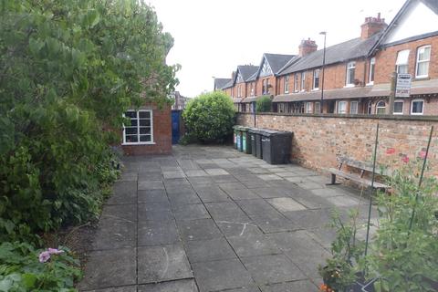 1 bedroom flat to rent, 1 Mill Lane, York, YO31