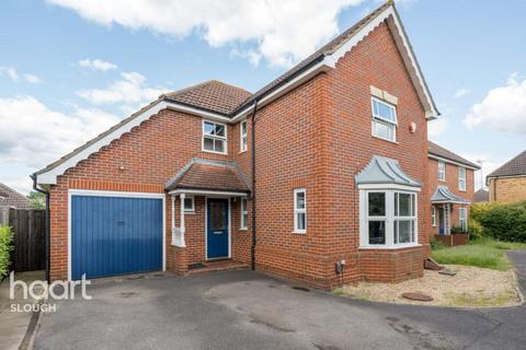 4 bedroom detached house for sale, Moor Furlong, Slough