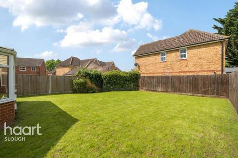 4 bedroom detached house for sale, Moor Furlong, Slough