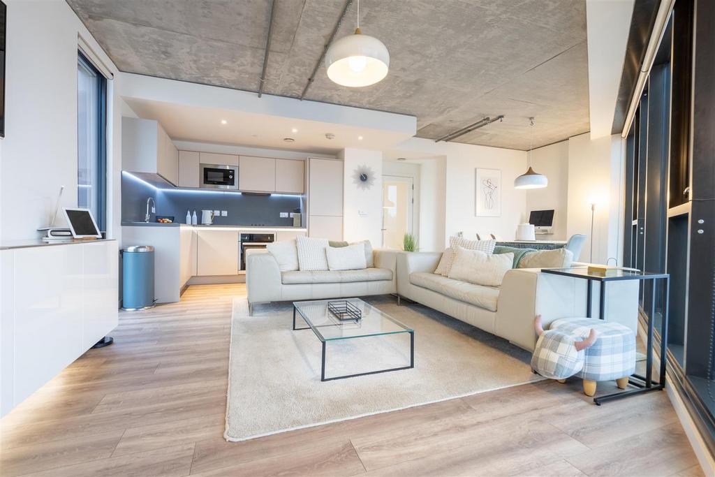 Living Room / Diner