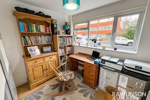 undefined, Spurfield, West Molesey KT8