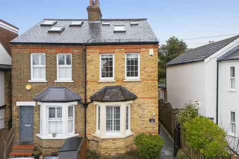 3 bedroom semi-detached house for sale, Beech Lane, Buckhurst Hill, IG9