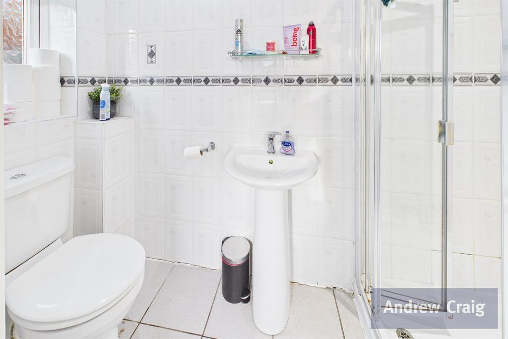 Ground Floor Shower
