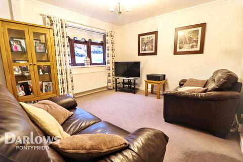 undefined, Ger Yr Afon, Pontypridd