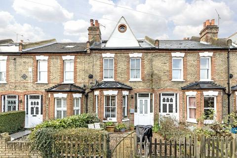3 bedroom house to rent, Laurel Avenue, Twickenham TW1