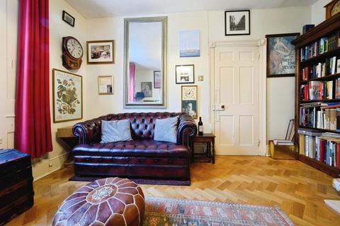 2 bedroom terraced house for sale, Castle Road, Southsea PO5