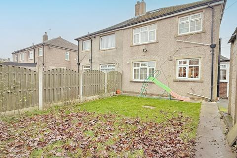 3 bedroom semi-detached house for sale, Willow Avenue, Wrose, Bradford, BD2