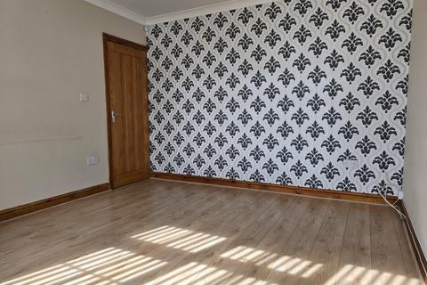3 bedroom semi-detached house for sale, Willow Avenue, Wrose, Bradford, BD2
