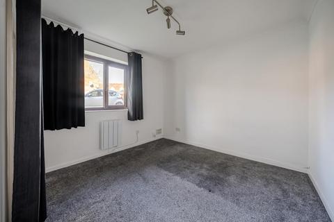 2 bedroom flat for sale, Sutherlands Way, South Millers Dale, Chandler's Ford