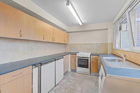2 bedroom flat for sale, Maurice Court, Augustus Close, Brentford