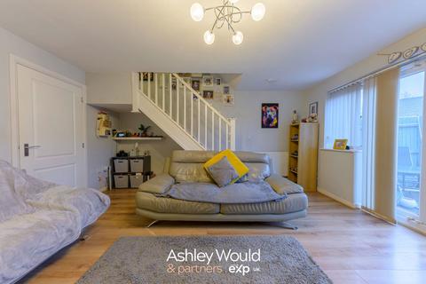 2 bedroom end of terrace house for sale, Golden Orchard, Halesowen B62