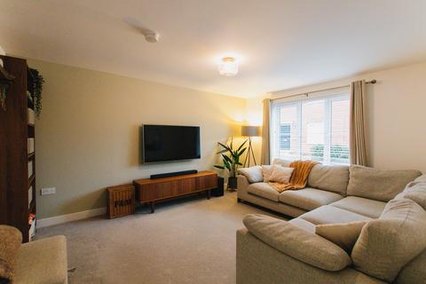 4 bedroom detached house for sale, Jones Way, Banbury, OX16
