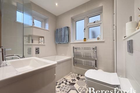 undefined, Acacia Gardens, Upminster, RM14
