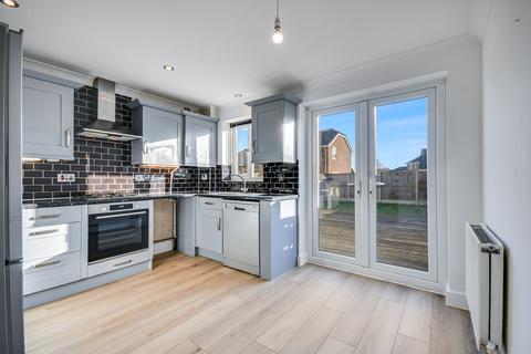 2 bedroom semi-detached house for sale, Renoir Place, Springfield, Chelmsford
